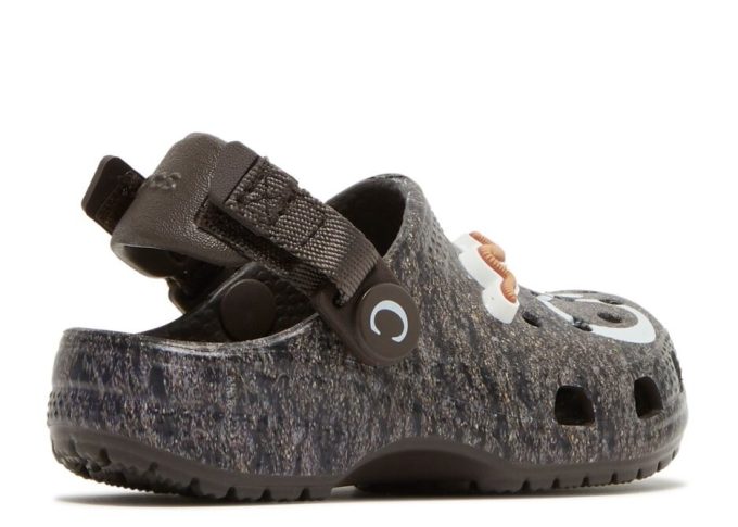 Anwar Porkkanat x Clog Kids ”Soil – Espresso” Anwar Porkkanat x Clog Kids ”Soil – Espresso”