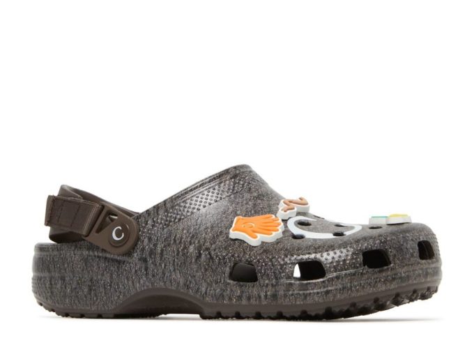 Crocs Bistro Graphic -puukengät ”Blue Multi” 204044-0C4 Crocs Bistro Graphic -puukengät ”Blue Multi” 204044-0C4