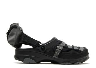 BEAMS x Classic All-Terrain Military Clog ”musta” BEAMS x Classic All-Terrain Military Clog ”musta”