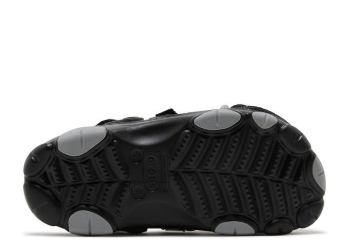 BEAMS x Classic All-Terrain Outdoor Clog ”Grey Black”