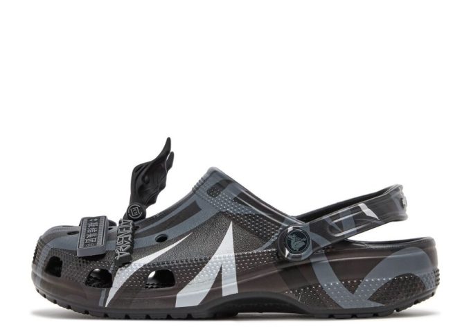 CLOT x Classic Clog ”musta” CLOT x Classic Clog ”musta”
