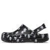 Crocs Baya kausipainetut puukengät ”Black Daisy” 206230-0ZI