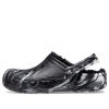 Crocs Baya vuoratut marmoroitu puukengät ”Black Silver” 208333-0C4