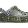 Crocs Baya vuoratut puukenkäpainatus Fleecevuoratut Unisex-naamiointitossut 205975-97G Crocs Baya vuoratut puukenkäpainatus Fleecevuoratut Unisex-naamiointitossut 205975-97G