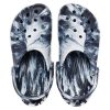 Crocs Beach Marble Unisex mustavalkoiset sandaalit ”Black White” 206867-103