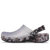 Crocs Classic Bleach puukengät ”Translucent Black White” 207333-001