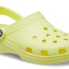 Crocs Classic Clog Beach Unisex Keltaiset sandaalit 10001-75U Crocs Classic Clog Beach Unisex Keltaiset sandaalit 10001-75U