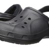 Crocs Classic Clog Casual Stay Warm -kenkä Unisex musta 203766-060