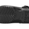 Crocs Classic Clog Cozy Hengittävät Rantasandaalit Musta 207142-001 Crocs Classic Clog Cozy Hengittävät Rantasandaalit Musta 207142-001