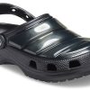 Crocs Classic Clog Crocs Mustat sandaalit 206624-001