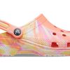 Crocs Classic Clog Marble Beach Sports Unisex Red moniväriset sandaalit ”Red” 206867-83F Crocs Classic Clog Marble Beach Sports Unisex Red moniväriset sandaalit ”Red” 206867-83F