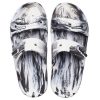 Crocs Classic Clog Marble Beach Urheilutossut Unisex Valkoinen Musta 207701-103 Crocs Classic Clog Marble Beach Urheilutossut Unisex Valkoinen Musta 207701-103