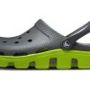 Crocs Classic Clog -rantasandaalit ”Dark Green” 11991-0A1