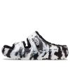 Crocs Classic Cozzzy Marmoroidut sandaalit ”Black White” 207907