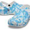 Crocs Classic Duke Print puukengät ”Blue White” 210003-4OX