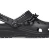 Crocs Classic Ketjukengät ”Musta” 209019-001