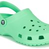 Crocs Classic Outdoor tasakorkoiset urheilutossut vihreät 10001-3U3