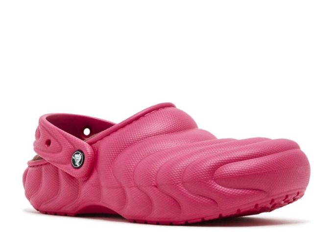 Crocs Classic overpuff vuorattu puukenkä ”Dragon Fruit” Crocs Classic overpuff vuorattu puukenkä ”Dragon Fruit”