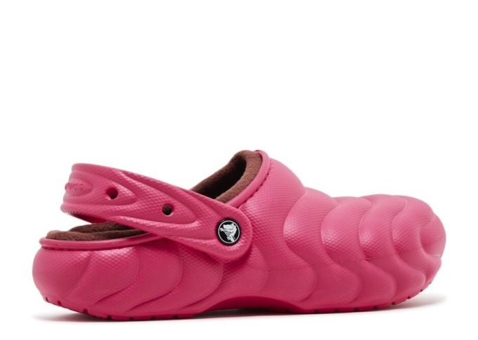 Crocs Classic overpuff vuorattu puukenkä ”Dragon Fruit” Crocs Classic overpuff vuorattu puukenkä ”Dragon Fruit”