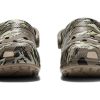 Crocs Classic Printed Camo -kengät ”Ruskea” 894825