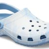 Crocs Classic puukenkäkuvio Crocs Unisex siniset sandaalit A205453-44O