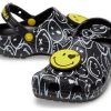 Crocs Classic Smiley World puukengät ”Black White” 207971-0C4
