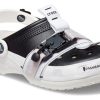 Crocs Classic vetoketjullinen solkipuukengät ”Musta valkoinen” 208127-066