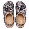 Crocs Classic vuoratut valkaisuväripuukengät ”Black White beige” 207299-001