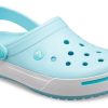 Crocs Crocband Beach vaaleansiniset unisex-sandaalit 11989-4JA Crocs Crocband Beach vaaleansiniset unisex-sandaalit 11989-4JA