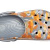 Crocs Crocband painetut sandaalit musta oranssi naamiointi ”Black Orange” 205834-02Q Crocs Crocband painetut sandaalit musta oranssi naamiointi ”Black Orange” 205834-02Q
