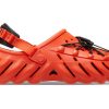 Crocs Echo Heijastavat puukengät ”Orange Black” 210004-84J