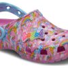 Crocs (GS) x Lisa Frank Classic -kengät ”Pink Blue” 208826