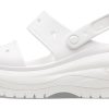 Crocs Mega Crush Sandaali ”White” 207989-100
