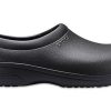 Crocs On The Clock toimii lippaan ”musta” 205073-001
