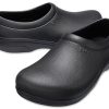 Crocs On The Clock toimii lippaan ”musta” 205073-001