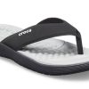 Crocs Reviva Flip-Flops valkoinen musta 205715-060