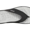 Crocs Reviva Flip-Flops valkoinen musta 205715-060