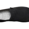 Crocs Reviva Suede Slip-on ”musta” 205808-060