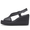 Crocs (WMNS) Brooklyn Cozy Non-Slip Sports Mustat sandaalit 206222-060