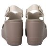 Crocs (WMNS) Brooklyn Lightweight Cement Grey Sandaalit ”Gray” 206222-16T