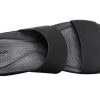 Crocs (WMNS) Brooklyn Lightweight mustat sandaalit 206219-060