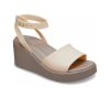 Crocs (WMNS) Brooklyn nilkkahihna kiila sandaalit ”Cream White Brown” 209406-2DS