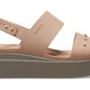 Crocs (WMNS) Brooklyn Studded Low Wedge ”Cork Mushroom” 209254-2DH