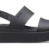 Crocs (WMNS) Brooklyn Thick Sole vapaa-ajan mustat sandaalit 206453-060