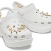 Crocs (WMNS) Clog Outdoor Classic Urheilusandaalit Valkoinen 207389-103