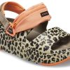 Crocs (WMNS) Hiker Xscape Animal Sandaalit ”Khaki Leopard” 208611-2BY Crocs (WMNS) Hiker Xscape Animal Sandaalit ”Khaki Leopard” 208611-2BY