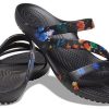 Crocs (WMNS) Kadee Casual Sandaalit Tie Dye Musta 206894-001 Crocs (WMNS) Kadee Casual Sandaalit Tie Dye Musta 206894-001