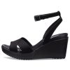 Crocs (WMNS) Leigh II Cross Strap Nilkkasandaalit ”Musta” 204950-060