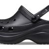 Crocs (WMNS) Pieni valas Retro Crocs paksupohjaiset mustat sandaalit 206302-001 Crocs (WMNS) Pieni valas Retro Crocs paksupohjaiset mustat sandaalit 206302-001