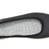 Crocs (WMNS) Reviva Cozy hengittävät matalat topit Athleisure vapaa-ajan urheilukenkä Musta valkoinen 205880-066 Crocs (WMNS) Reviva Cozy hengittävät matalat topit Athleisure vapaa-ajan urheilukenkä Musta valkoinen 205880-066